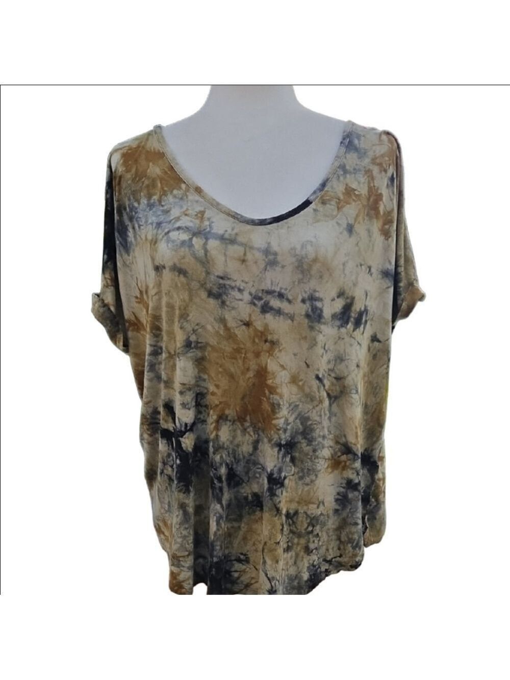Asymmetrical Brown and Tan Relaxed Tee 1x